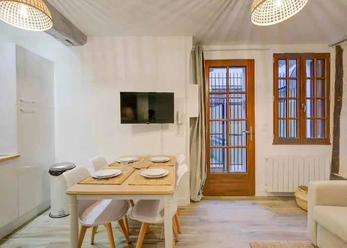 Le Langeais Cocoon In The Heart Of Les Halles Тур