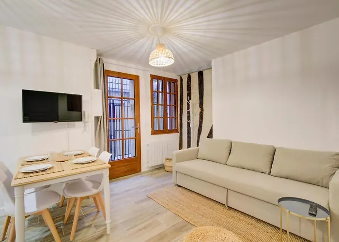 Le Langeais Cocoon In The Heart Of Les Halles